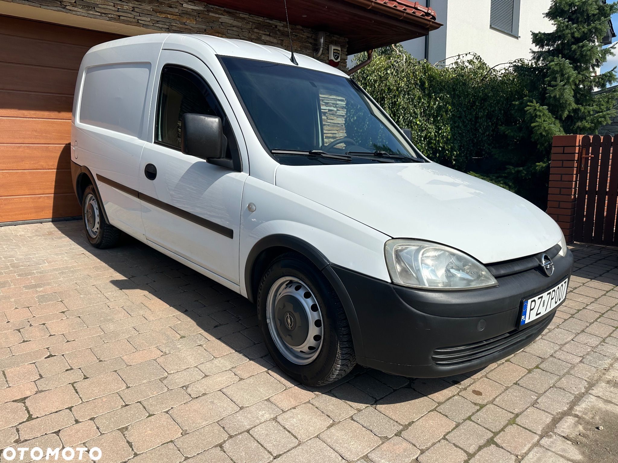 Opel Combo Tour 1.3 CDTI Enjoy - 1