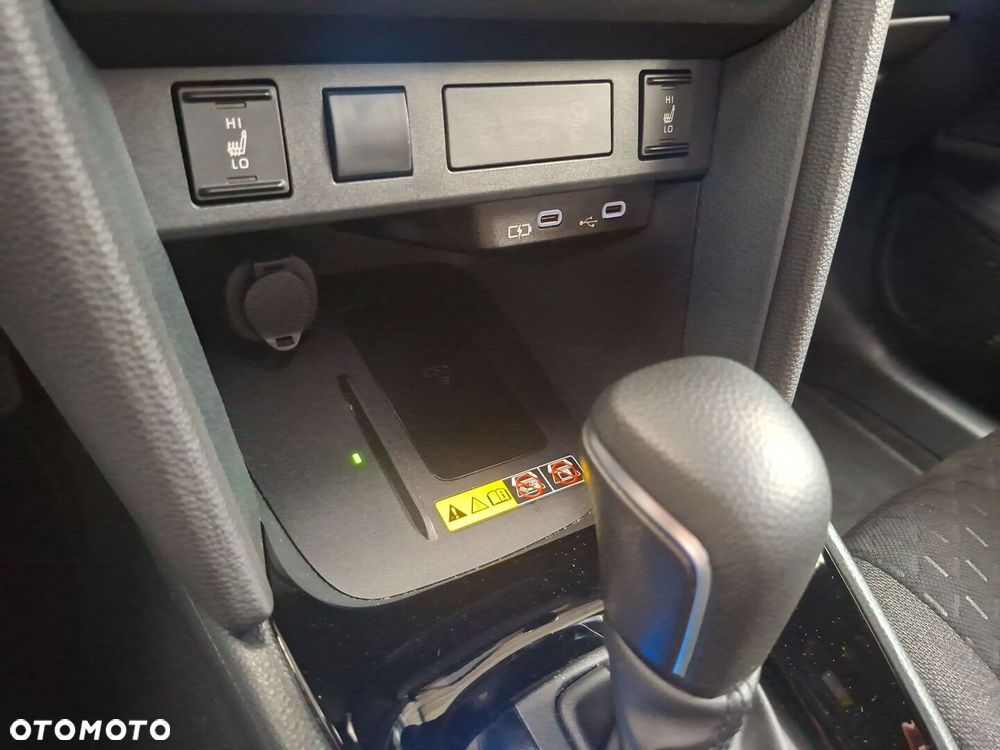 Toyota Yaris Cross - 18