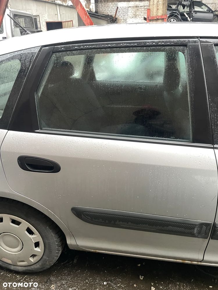 DRZWI PRAWY TYL HONDA CIVIC VII NH623M - 1