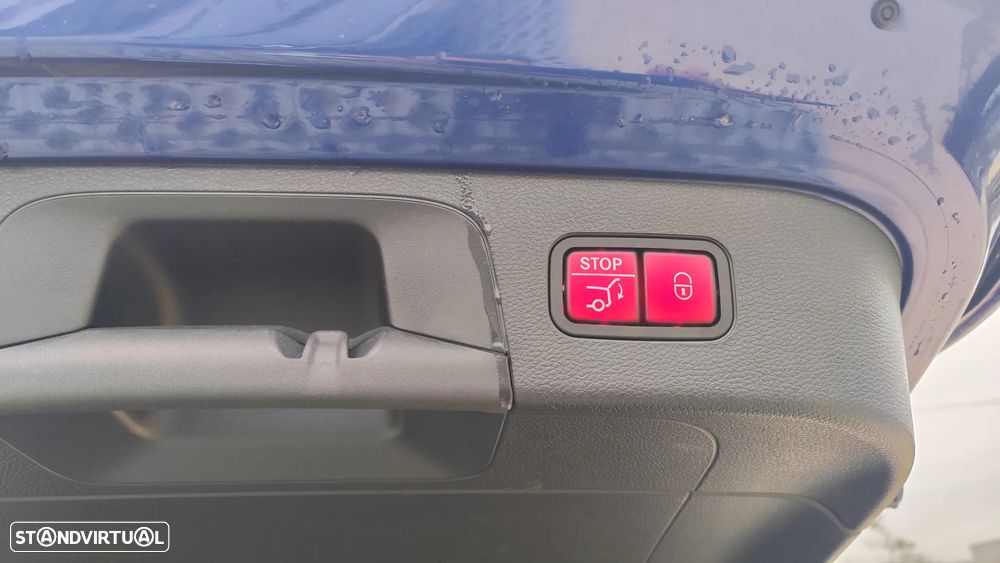 Mercedes-Benz EQC 400 4Matic AMG Line - 11