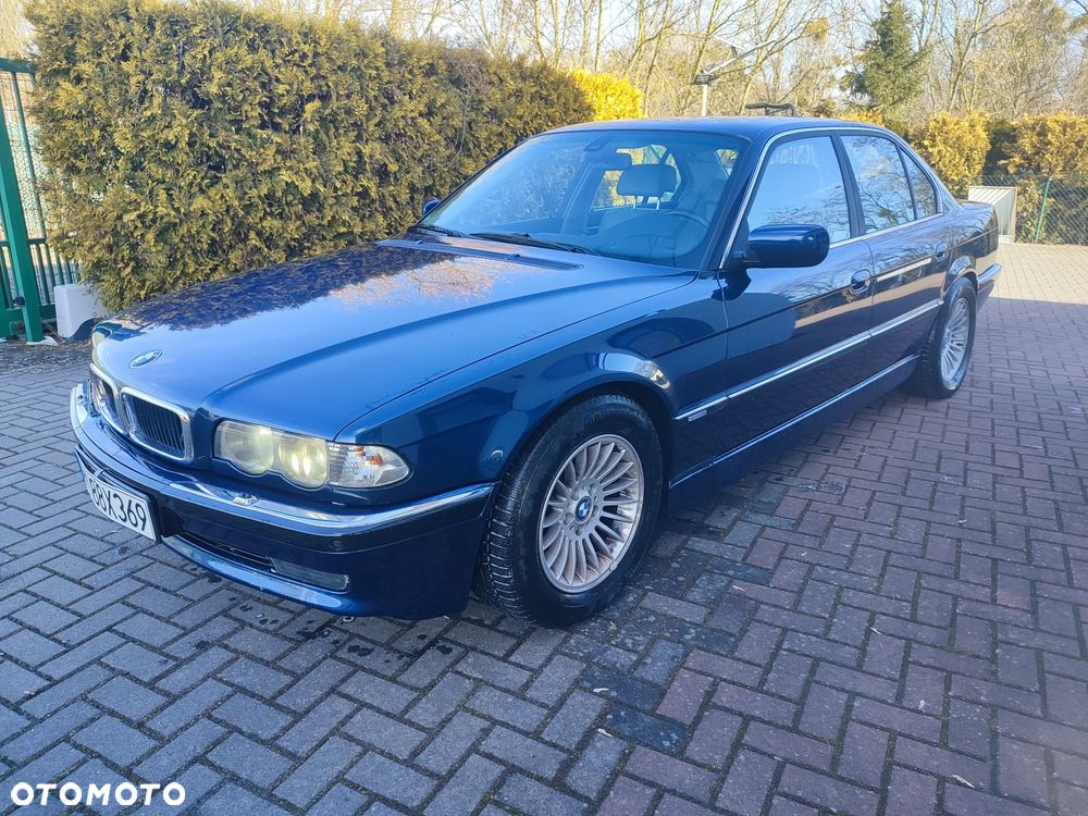 BMW Seria 7 - 2