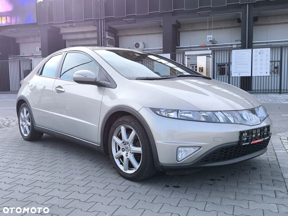 Honda Civic 1.8 Executive - 1