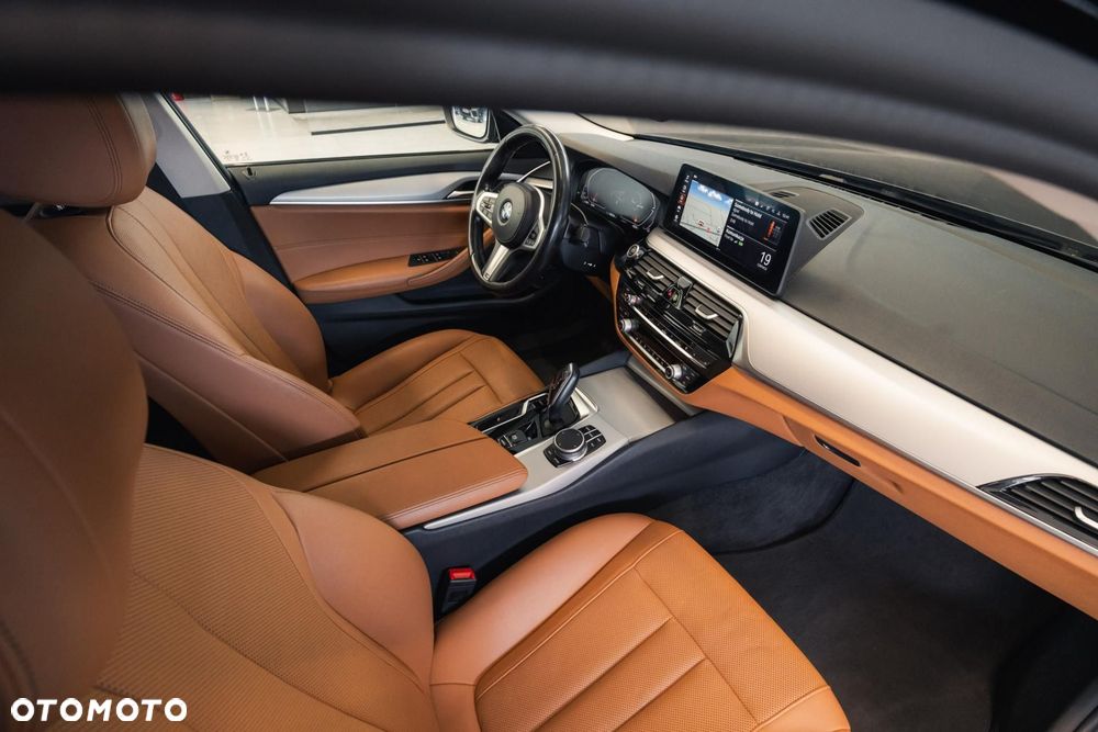 BMW Seria 5 - 18