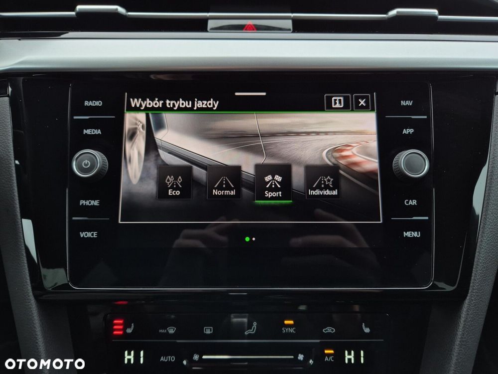 Volkswagen Arteon 2.0 TSI R-Line DSG - 30