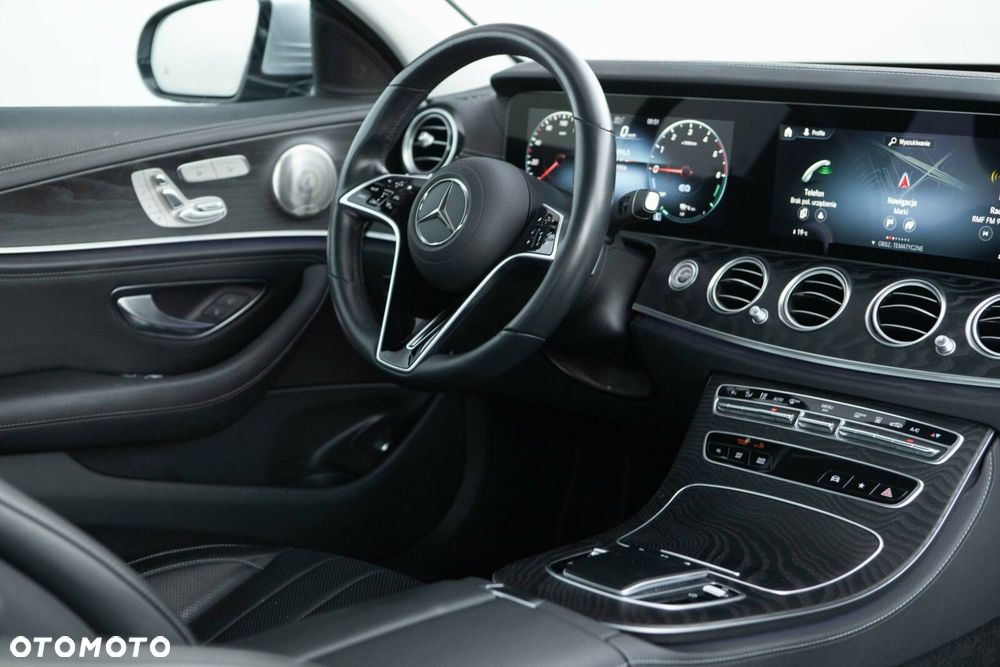 Mercedes-Benz Klasa E - 29