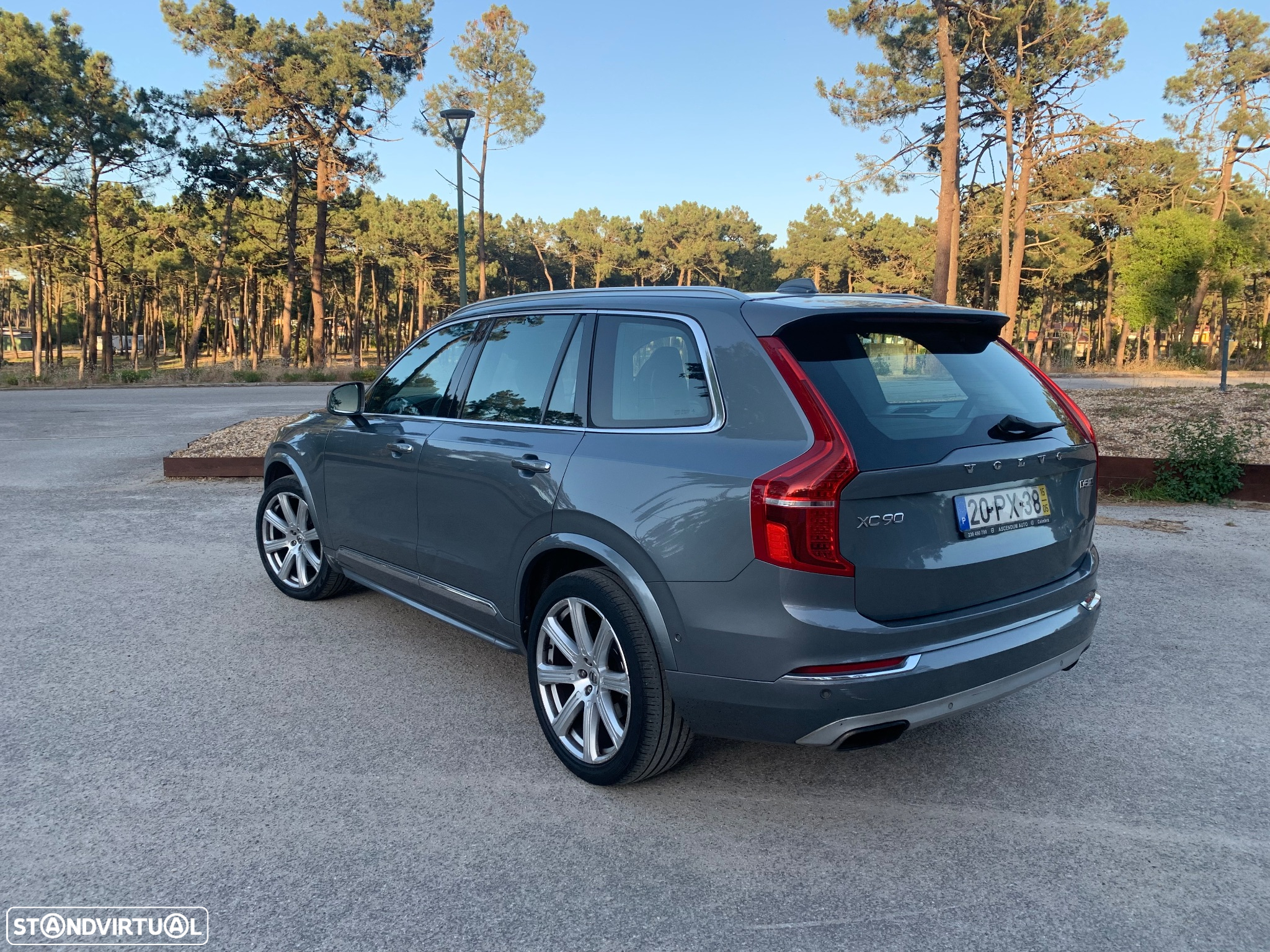 Volvo XC 90 2.0 D5 Inscription AWD - 5
