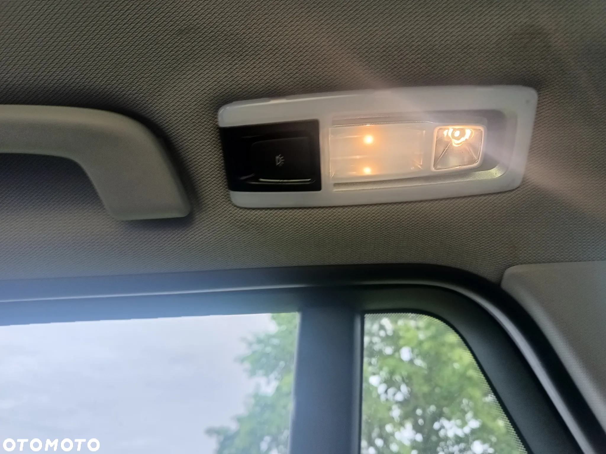 BMW Seria 3 320d Sport Line - 32