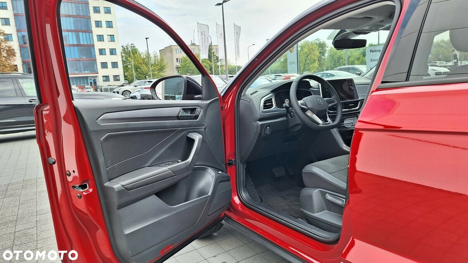 Volkswagen T-Roc - 10