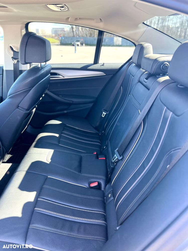 BMW 5 Series 2020 — imagine 9