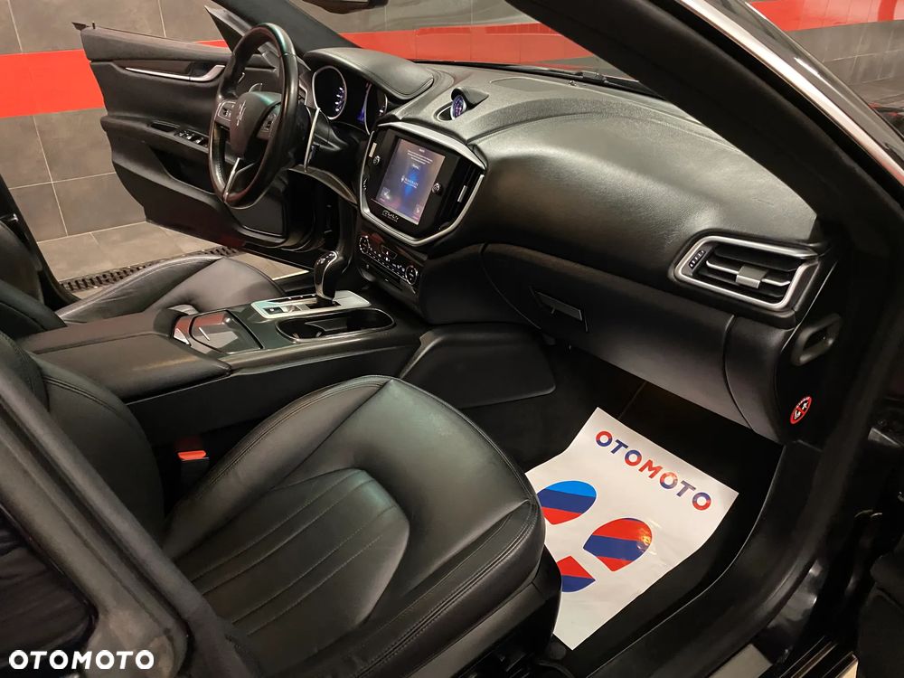 Maserati Ghibli Standard - 17