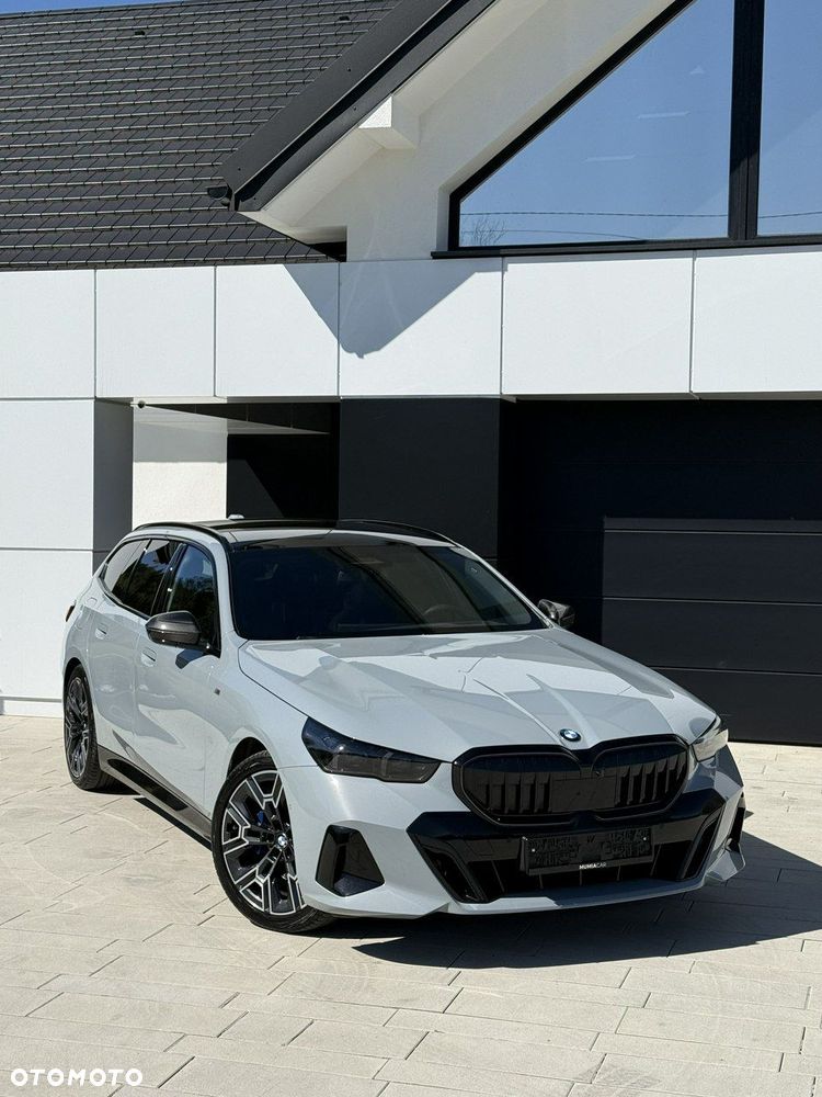 BMW Seria 5 520d xDrive - 29
