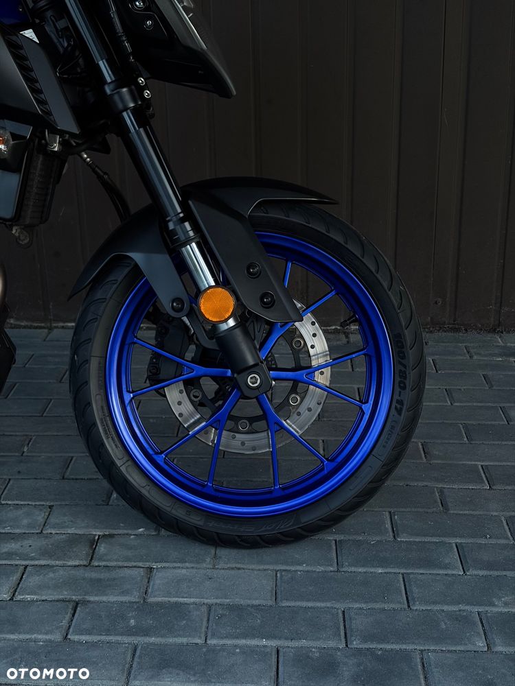 Yamaha MT - 8