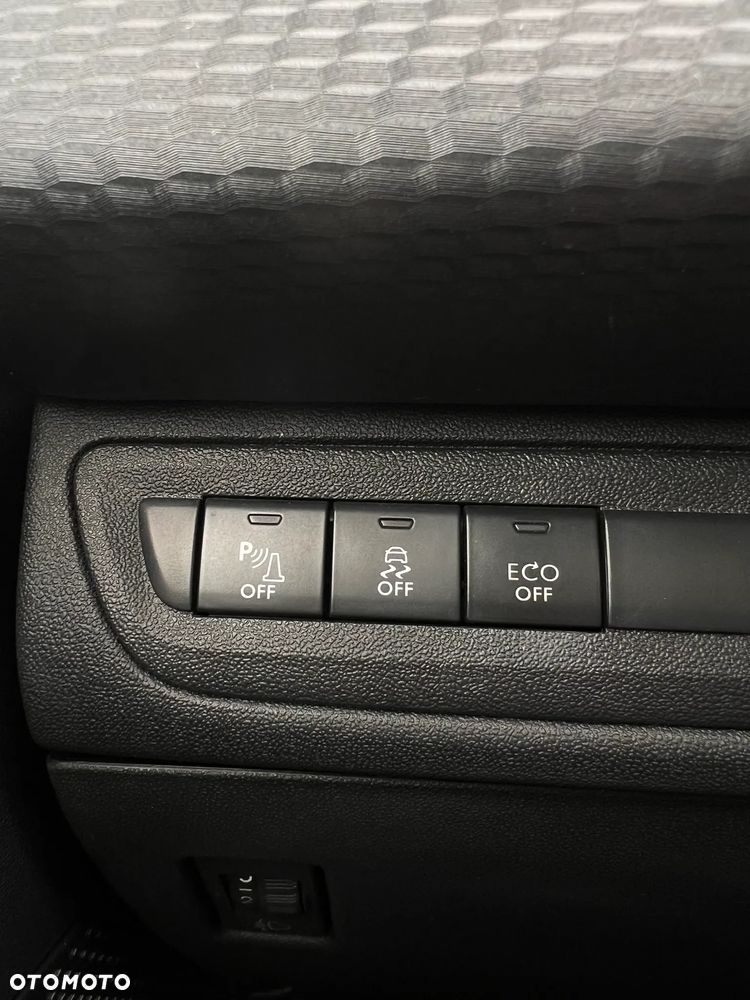 Peugeot 2008 PureTech 110 Stop&Start Allure - 12