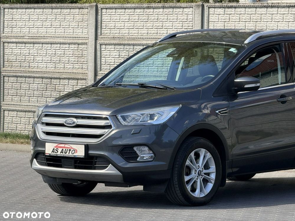 Ford Kuga - 25