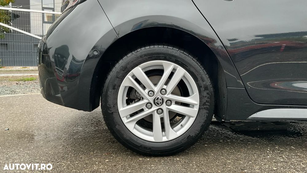 Toyota Corolla 1.8 HSD Dynamic - 10