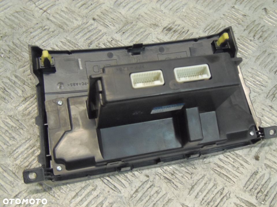 panel klimatyzacji corolla verso II 2008R - 5