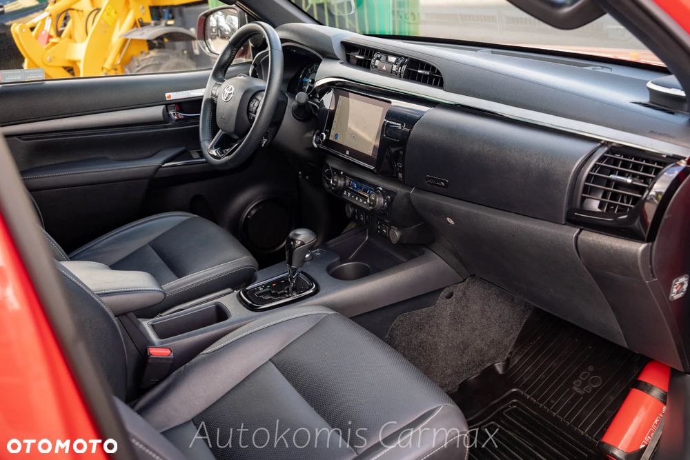 Toyota Hilux 2.8 D-4D mHEV Double Cab Invincible 4x4 - 19