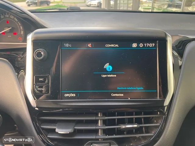 Peugeot 208 1.5 BlueHDi Signature - 21