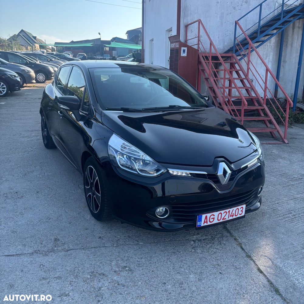 Renault Clio TCe 90 Paris - 4