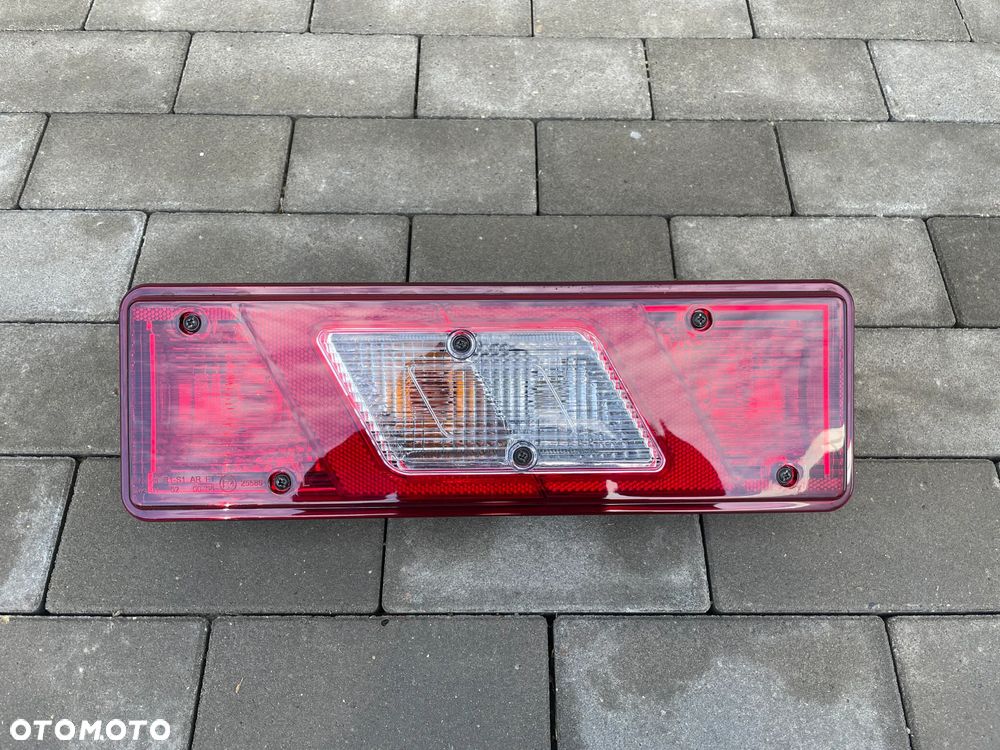 LAMPA TYLNA LEWA FORD TRANSIT MK7, MK8 PLATFORMA  2013-- NOWA - 1
