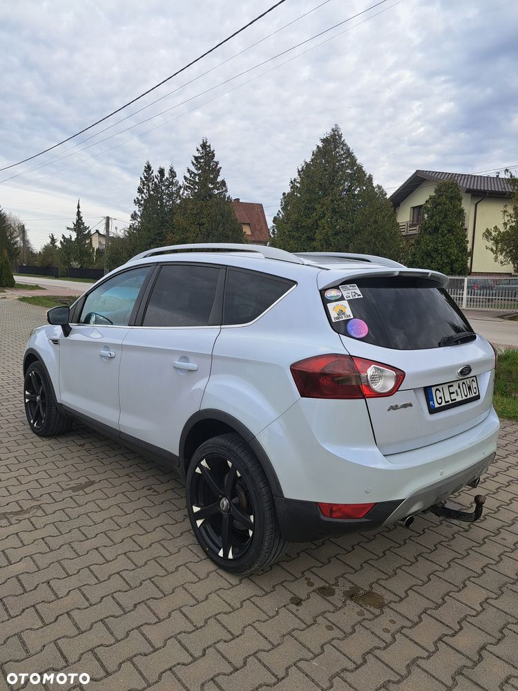 Ford Kuga - 1