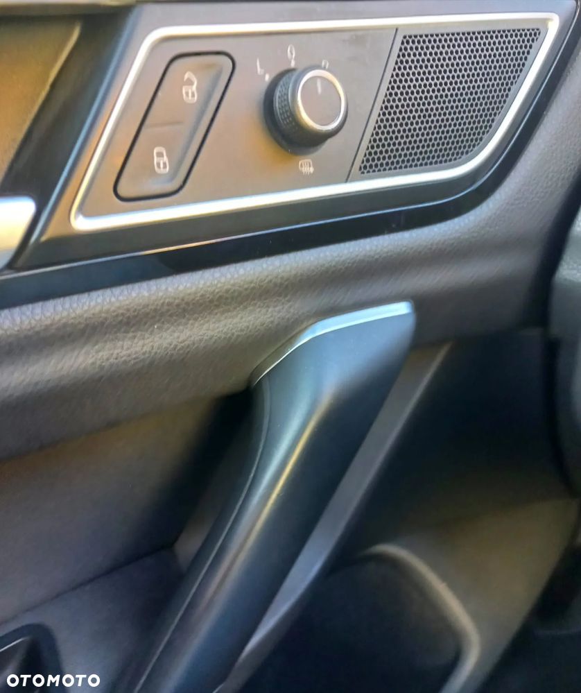 Volkswagen Golf Sportsvan VII SV 1.4 TSI BMT Highline DSG - 3