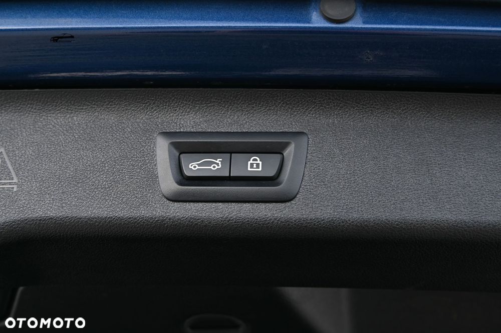 BMW Seria 5 - 38