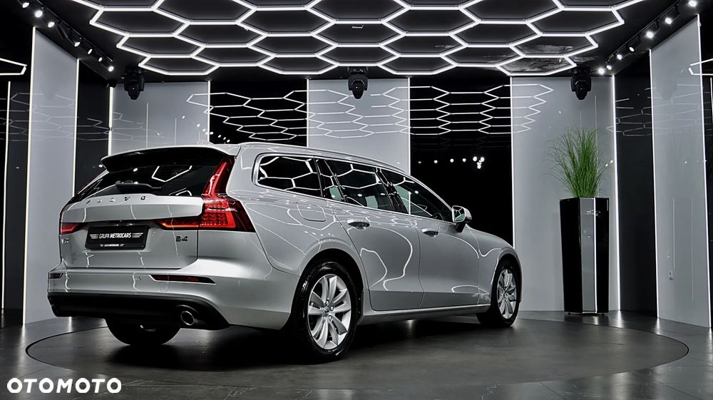 Volvo V60 B4 B Geartronic Momentum Pro - 9