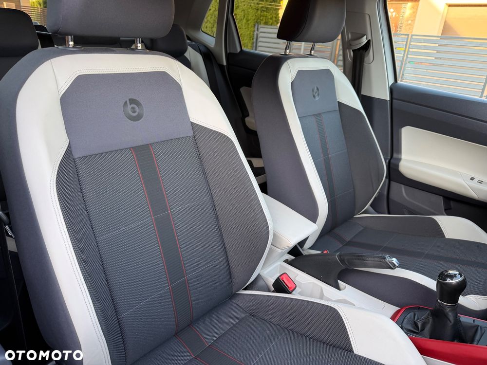 Volkswagen Polo - 35