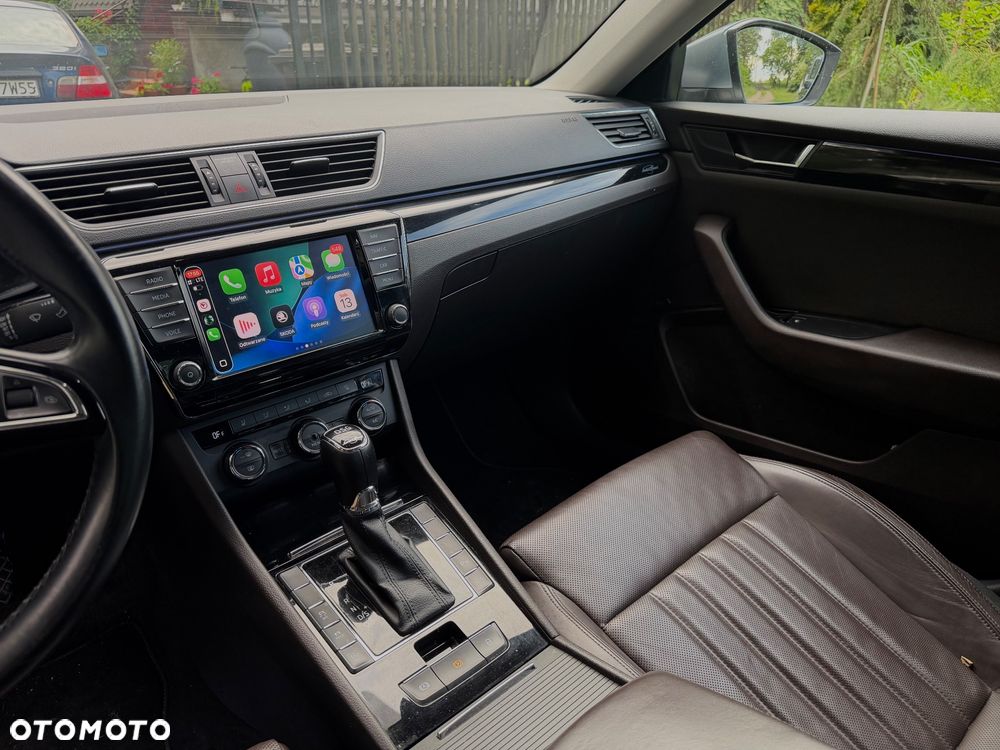 Skoda Superb 2.0 TDI L&K DSG - 22
