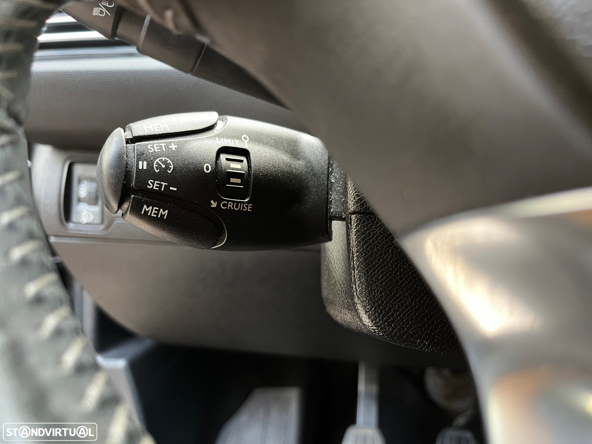 Peugeot 308 SW 1.6 e-HDi Allure - 16