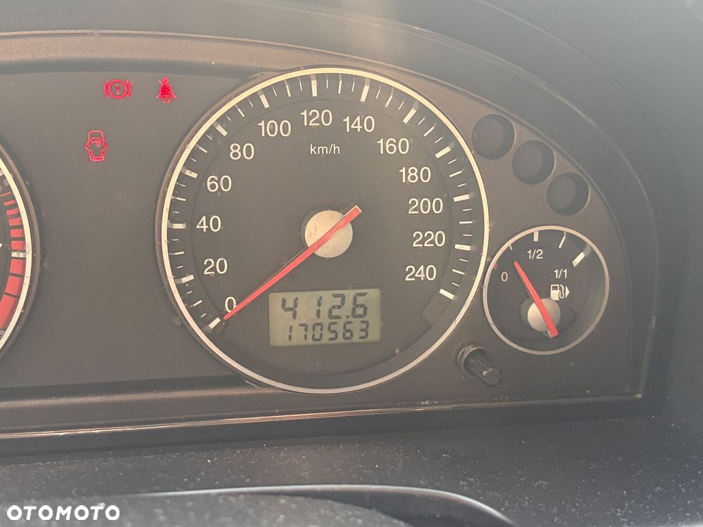 Ford Mondeo 1.8 SCi Ghia - 13