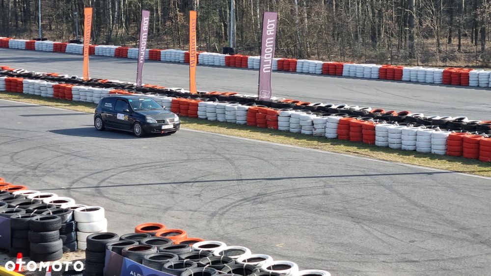 Renault Clio 1.4i RT 16V - 7