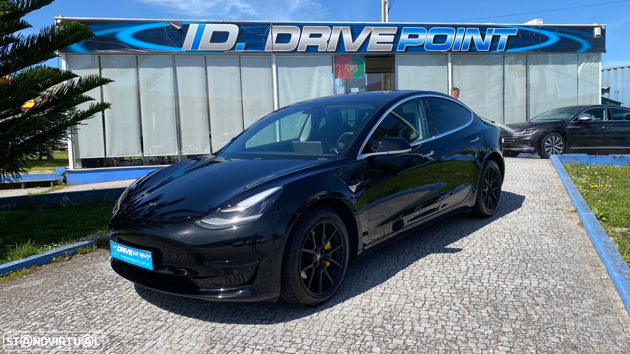 Tesla Model 3 Standard Range Plus RWD - 2