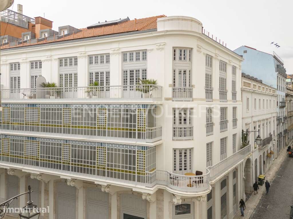 Elegante e luxuoso apartamento T2, junto à Av. da Liberdade - Grande imagem: 3/40