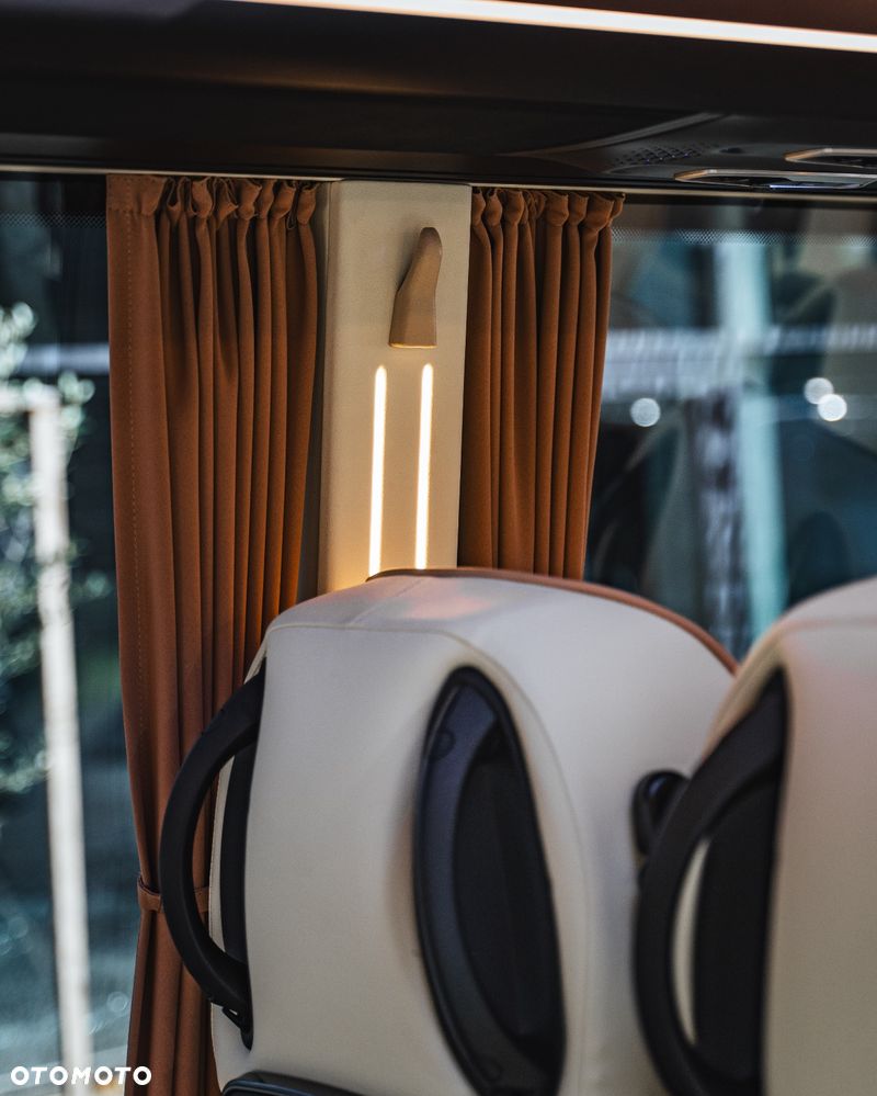 Mercedes-Benz Sprinter 519 - 23