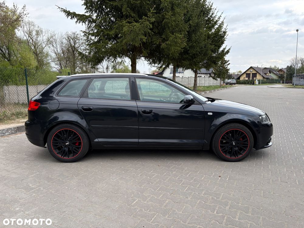 Audi A3 Sportback - 4