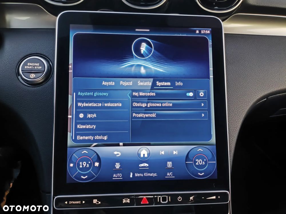 Mercedes-Benz Klasa C 180 mHEV - 30