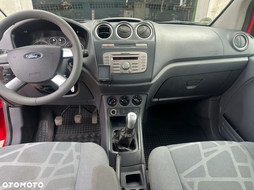 Ford Tourneo Connect - 9