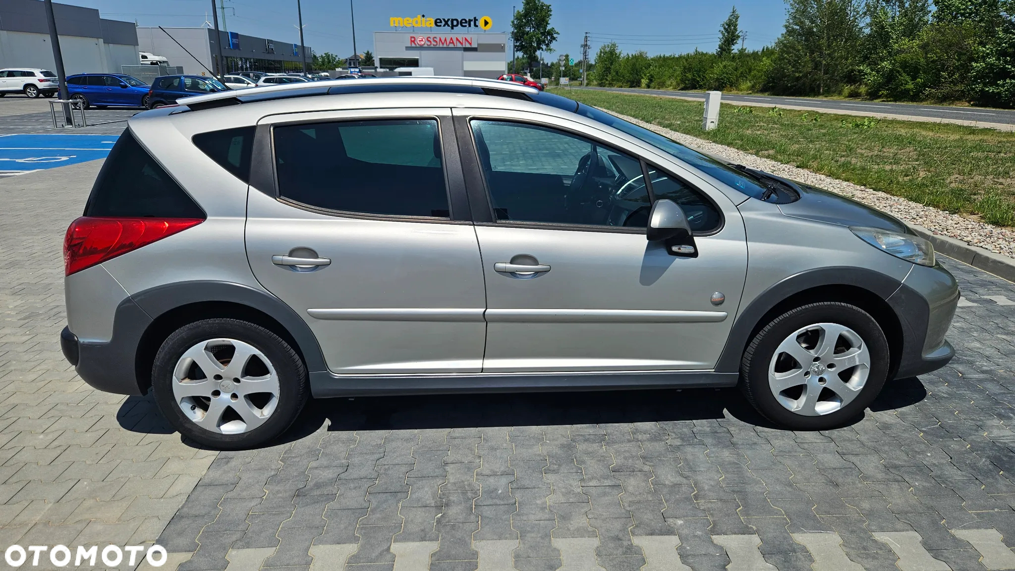 Peugeot 207 Outdoor 1.6 HDi - 4