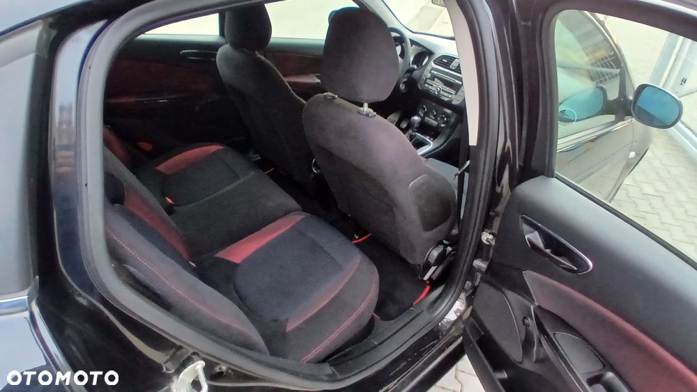 Fiat Bravo 1.4 T-JET 16V Dynamic - 28