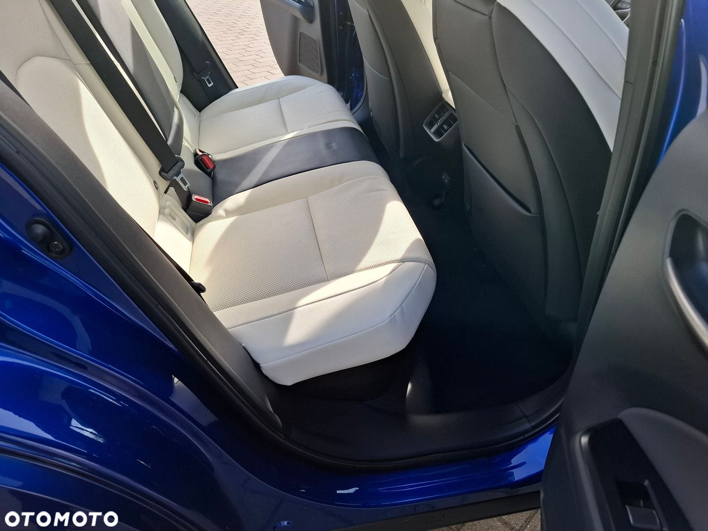 Lexus UX - 26