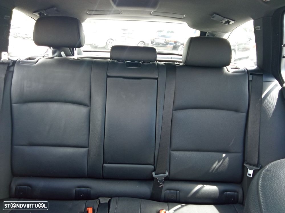 BMW 520 d Line Luxury - 31