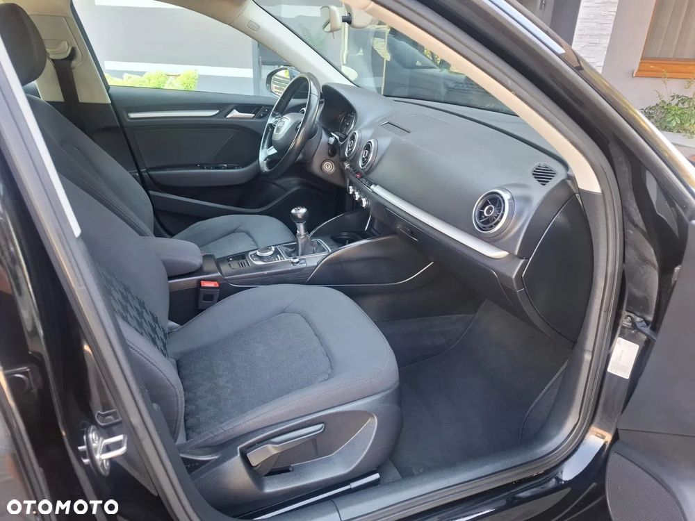 Audi A3 Sportback 1.6 TDI sport - 23