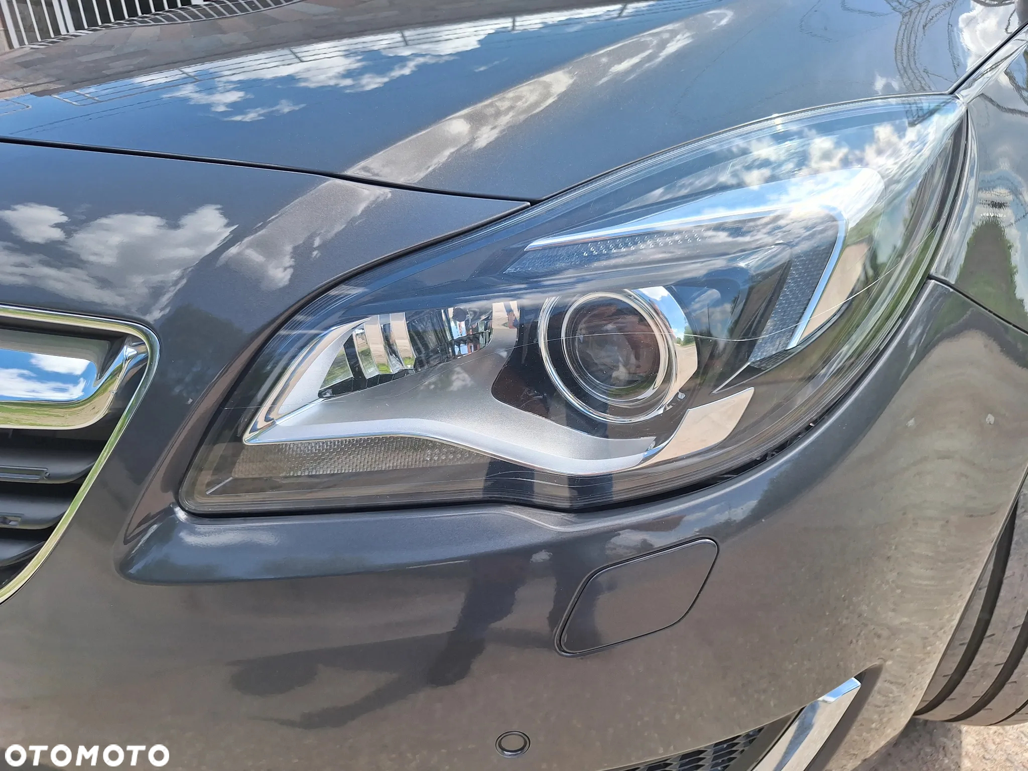Opel Insignia 1.8 - 9