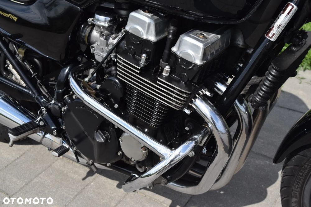 Honda CB - 11