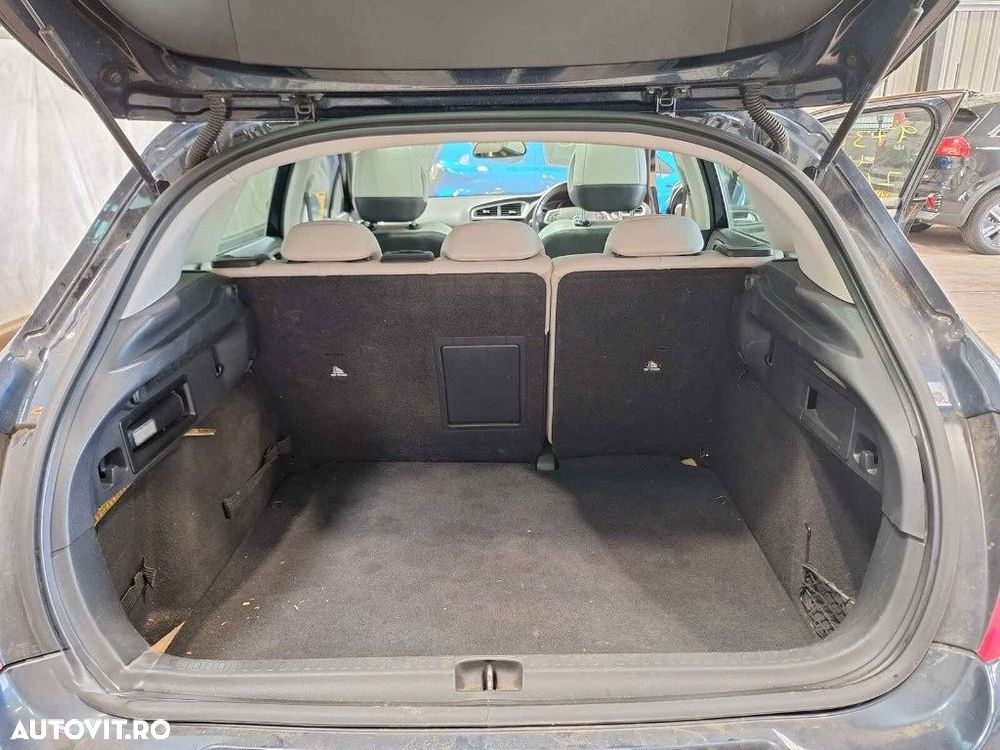 Bancheta spate Citroen C4 2010 HATCHBACK 1.6i 5F0 - 2