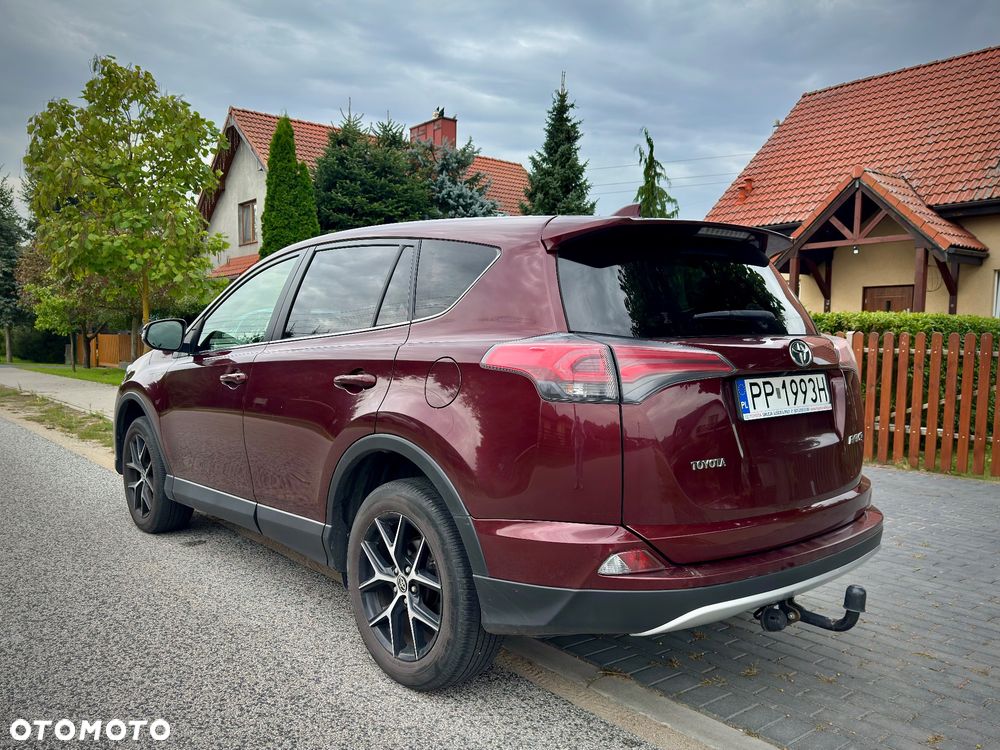 Toyota RAV4 2.0 D-4D Prestige 4x2 - 5