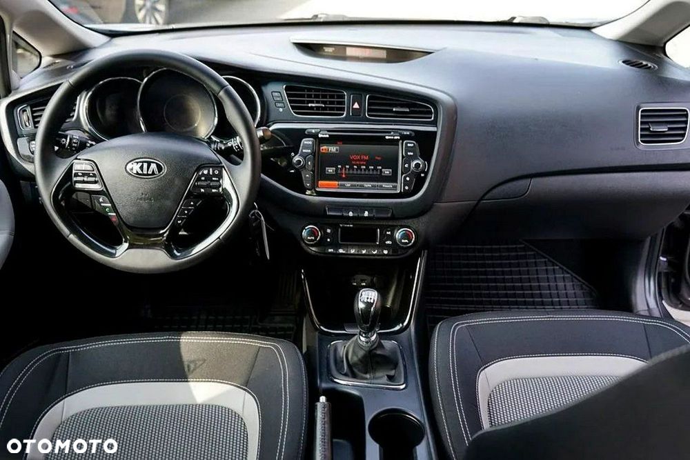 Kia Ceed - 17