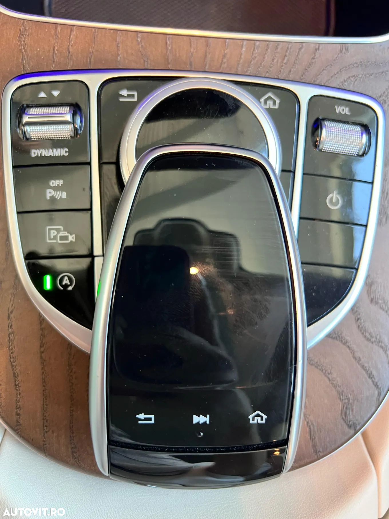 Mercedes-Benz E - 15